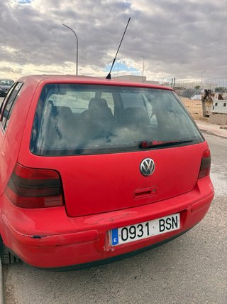 Volkswagen Golf 2000 1.9 tdi 146.000km