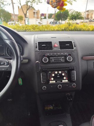 Volkswagen Touran 2012