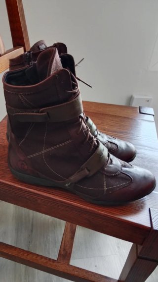Botines Panama Jack Marrones y Dorados