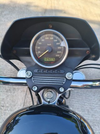 Harley Davidson Sportster XL 883 R