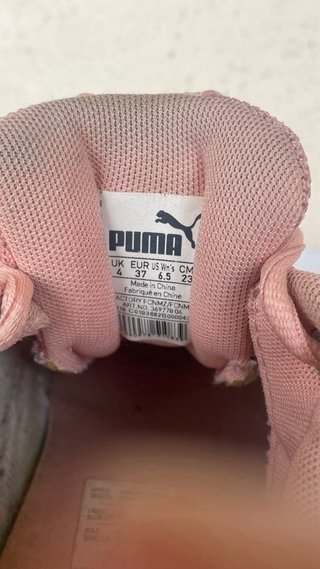 Zapatillas Puma rosas y blancas