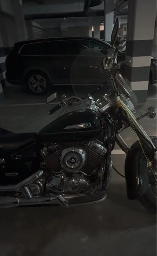 Moto Yamaha drag star class 650
