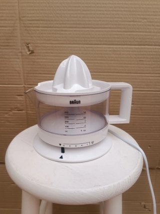 Exprimidor Braun blanco