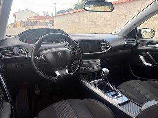 Peugeot 308 2015