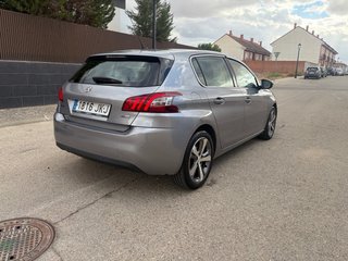 Peugeot 308 2015