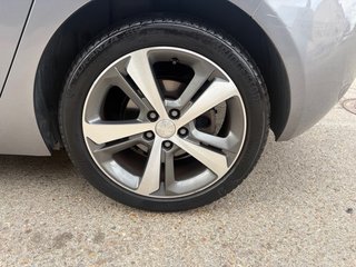Peugeot 308 2015