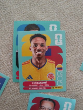 Todo por 2€ , 28 cromos del álbum Panini