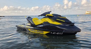 Moto de agua Sea-Doo GTR 215