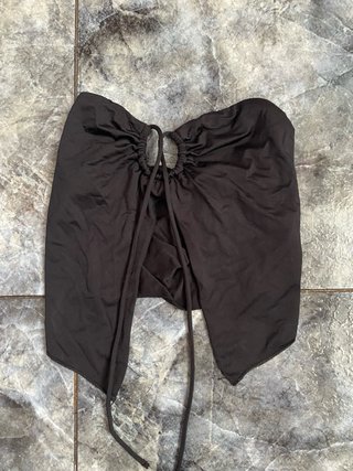 Top Mariposa Bershka Negro