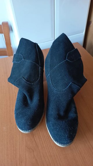 Botines cowboy negros tacón bajo