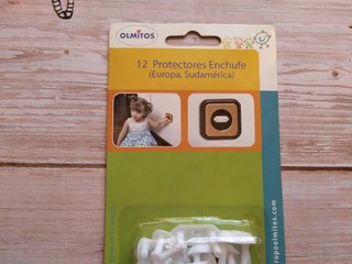 Chupetero Difrax + 12 protectores enchufe Olmitos