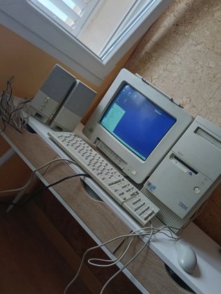 Ordenador IBM Aptiva Retro - Windows 98