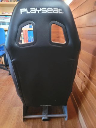 Sillón Playseat con Volante y Pedales Playstation