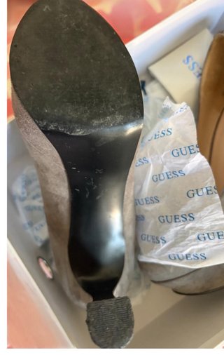 Décolleté Guess grigie tacco alto plateau n.38