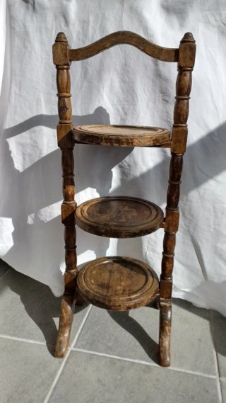 Antigua Camarera Madera 3 Niveles