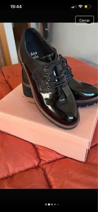 Zapatos Ana Carlo tipo blucher charol