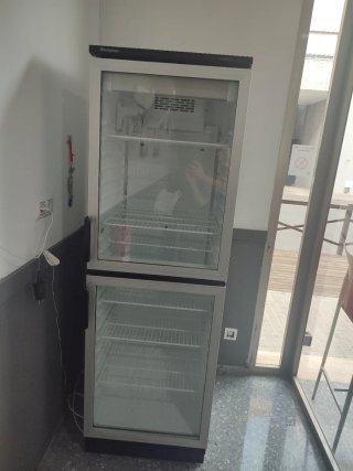 Nevera Eurofred Blanca 2 Puertas 5 Estantes