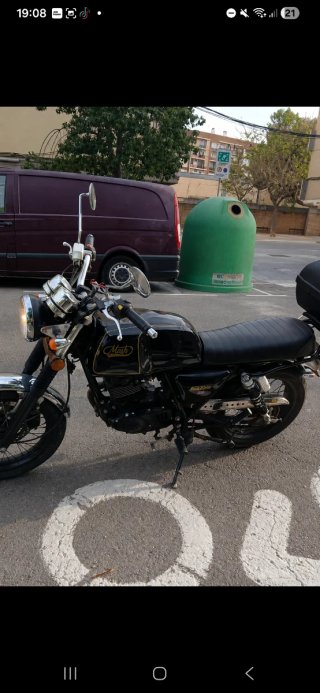 Moto Mash Black Seven Negra