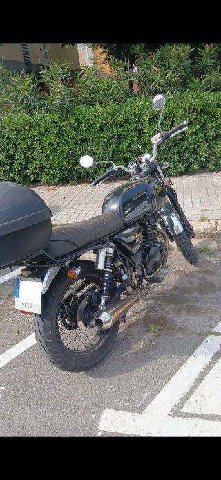 Moto Mash Black Seven Negra