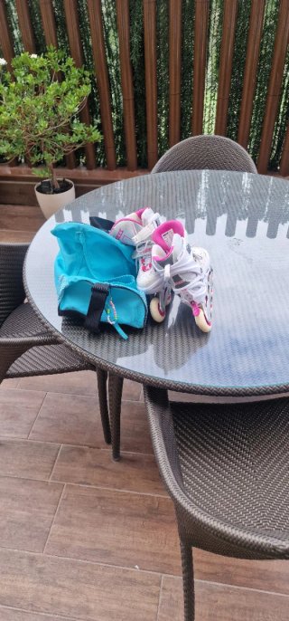 Patines en línea Roces para niña con bolsa