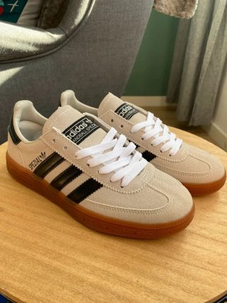 Adidas Spezial Beige/Negro Talla 37