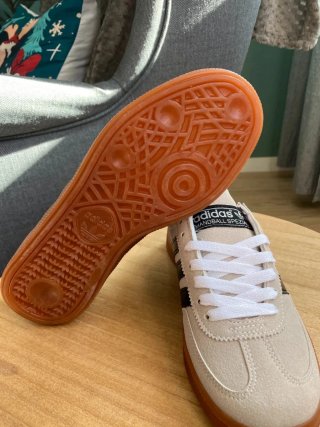 Adidas Spezial Beige/Negro Talla 37