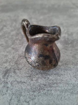 Jarra miniatura decorada