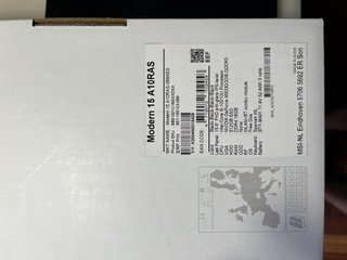 Portátil MSI Modern 15 (24GB RAM)+Teclado Logitech
