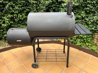 Barbacoa grande con ahumador Char-Broil / Griller
