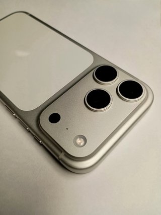 iPhone 17 Pro Plata - Salud batería 100%