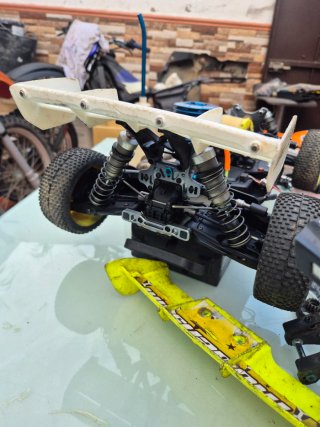 Mugen MBX 7R