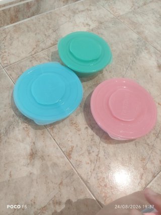 Set alimentacion Twistshake y cojín trona ikea