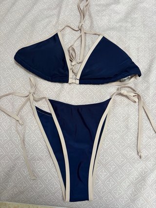 Lote de bañador y bikinis