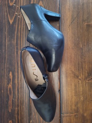Botines Unisa Tacón Negro