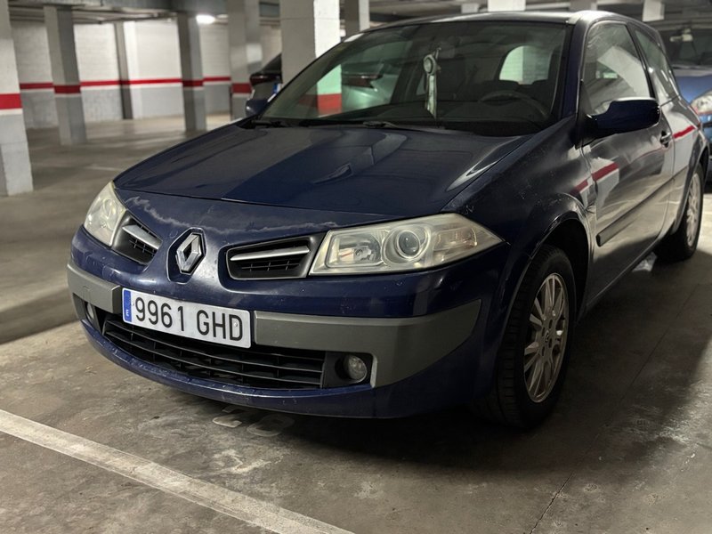Renault Megane 2008 - foto 1