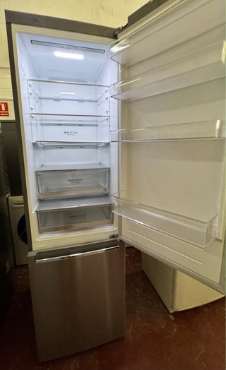 FRIGORÍFICO COMBI NO FROST EN INOX LG