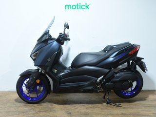 YAMAHA XMAX 125