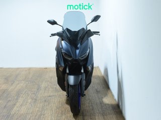 YAMAHA XMAX 125