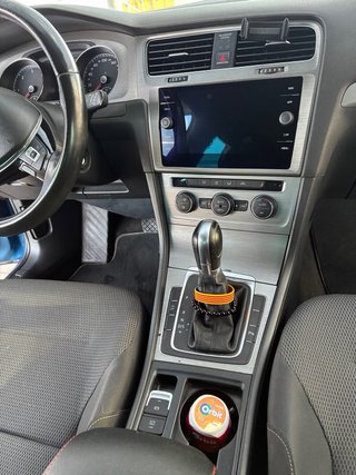Volkswagen Golf 2015. matricula JDV