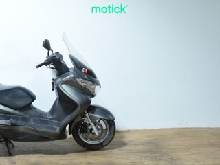 SUZUKI BURGMAN 200