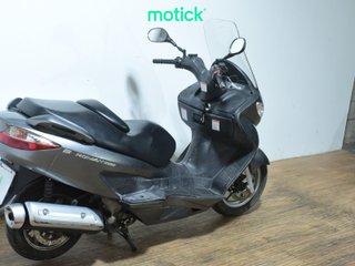 SUZUKI BURGMAN 200