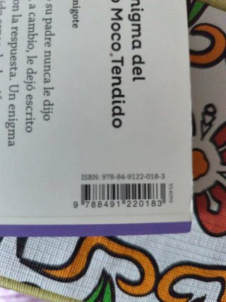 Ruedas y el enigma del campamento moco.Libro