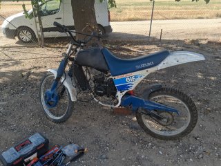 Suzuki Enduro Motocross Azul/Blanco