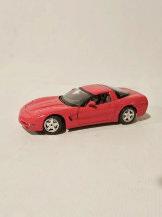 Corvette C5 1/24 Burago