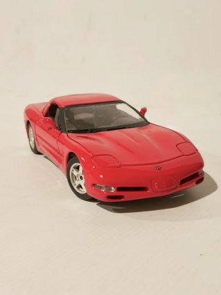 Corvette C5 1/24 Burago