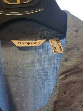 Camiseta sin mangas marca Punto Roma