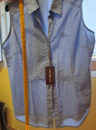 Camiseta sin mangas marca Punto Roma