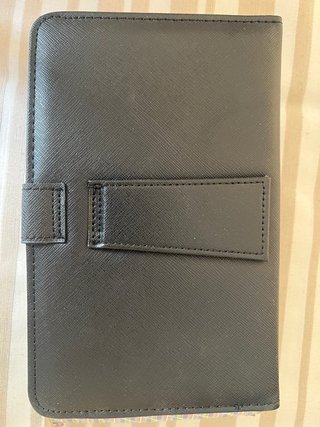 Funda Protectora con Teclado para Tablet 7”