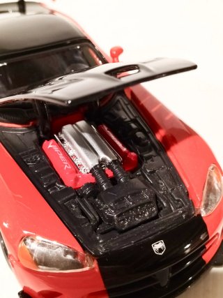 Dodge Viper 1/24 Rojo y Negro