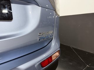 Mitsubishi Outlander 2.0 PHEV Kaiteki Auto 4WD